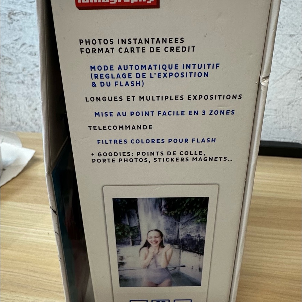 Lomography lomo instant Camera with film and accessories NIB - Picture 10 of 12